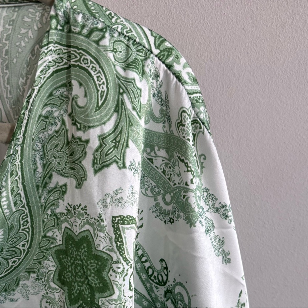 Green Paisley Wrap Matching Set - Picture 8 of 9